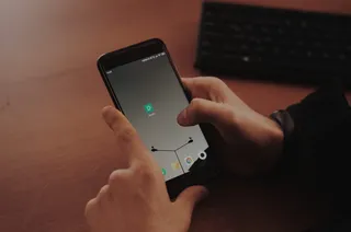 使用智能手机的人