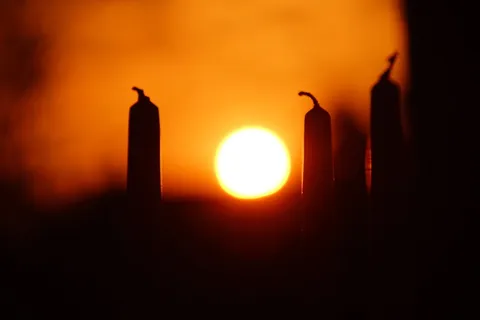 西方,蜡烛,夜晚,辉光,装饰,灯光,心情,仪式 西方,蜡烛,夜晚,辉光,装饰,灯光,心情,仪式