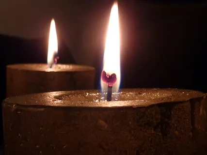 蜡烛,烛光,光,灯芯,蜡,火焰,比尔,窗台 蜡烛,烛光,光,灯芯,蜡,火焰,比尔,窗台
