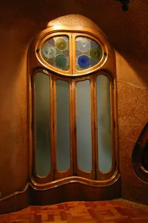 巴塞罗那，巴特洛之家，门，高迪，酒店内部，金色，华丽，金色