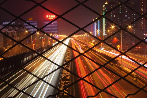 夜间道路延时摄影