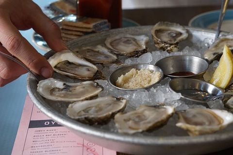 查尔斯顿,美国,牡蛎,食品,美食家,海鲜,人手 查尔斯顿,美国,牡蛎,食品,美食家,海鲜,人手