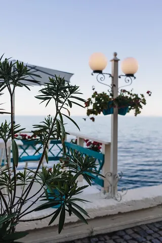 保加利亚尼斯巴尔老城的餐馆