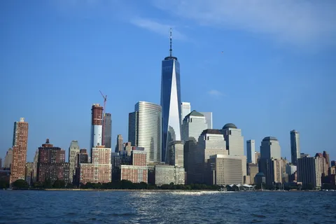 美国,纽约,天际线,曼哈顿下城,纽约市,纽约市,一世贸中心,建筑外部 美国,纽约,天际线,曼哈顿下城,纽约市,纽约市,一世贸中心,建筑外部