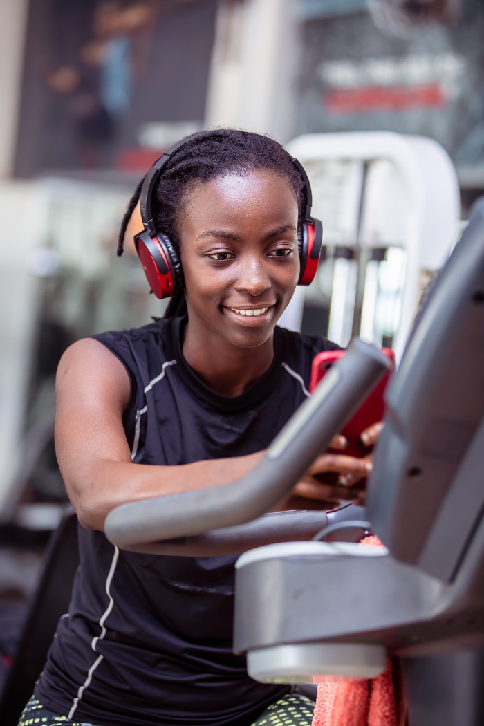 女人，女人，肖像，锻炼，耳机，波基，模糊，红色