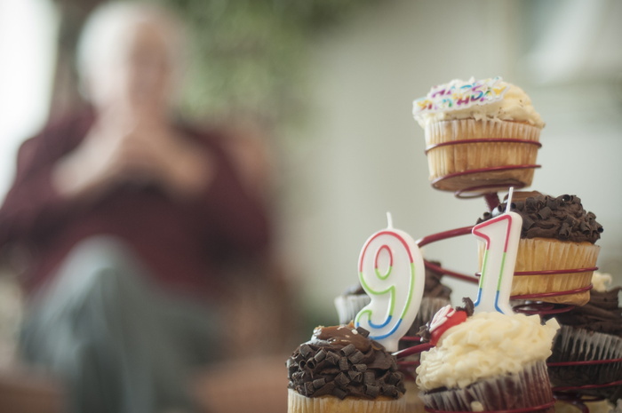 纸杯蛋糕，生日蛋糕，91，生日快乐，甜点，生日，纸杯蛋糕，庆祝