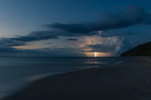 闪电、风暴、天气、夜晚、黑暗、云、自然、雷电 闪电、风暴、天气、夜晚、黑暗、云、自然、雷电