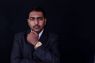 男人，人，男人，印度人，亚洲人，自信，西装，商人