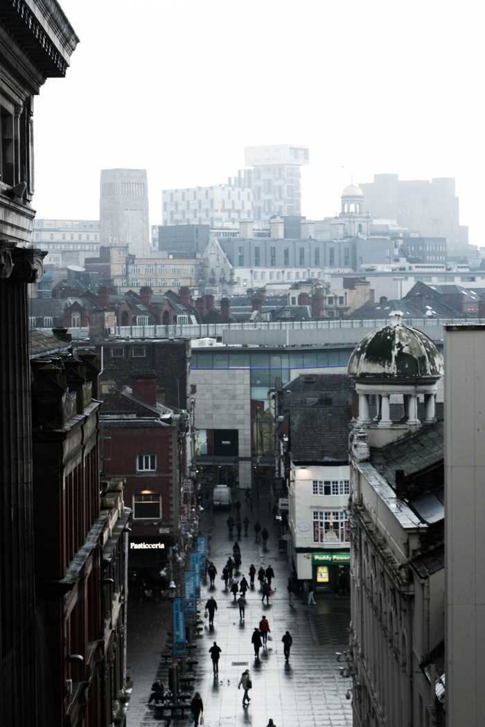 英国利物浦，城市探索，灰色，屋顶，屋顶，屋顶上，禁止