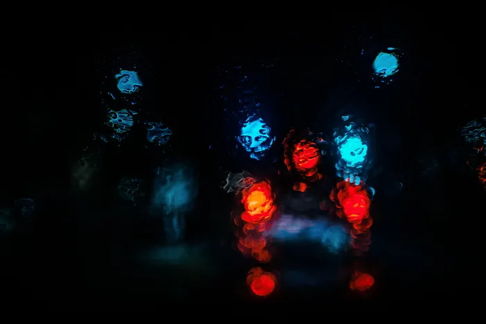 破碎的灯光照片，摄影，红色，蓝色，灯光，抽象，黑暗，夜晚