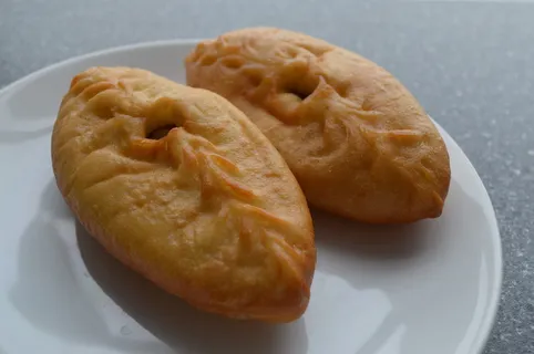 午餐,食物,馅饼,馒头,肉,带肉的馒头,肉饼,自制 午餐,食物,馅饼,馒头,肉,带肉的馒头,肉饼,自制