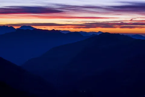 云,山,自然,日出,日落,山,山峰,风景 云,山,自然,日出,日落,山,山峰,风景