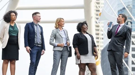 非洲人、非裔美国人、公告、宣布、音频、曼谷、黑人、吹号 非洲人、非裔美国人、公告、宣布、音频、曼谷、黑人、吹号