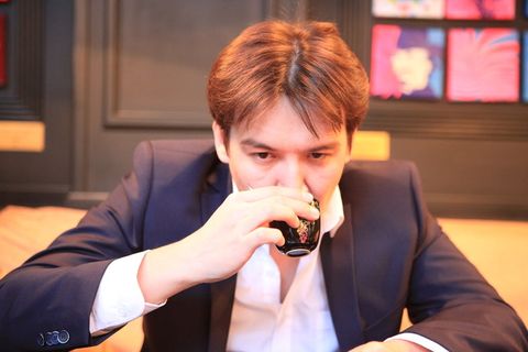 帅哥，咖啡馆，年轻人，商人，男人，人，生意