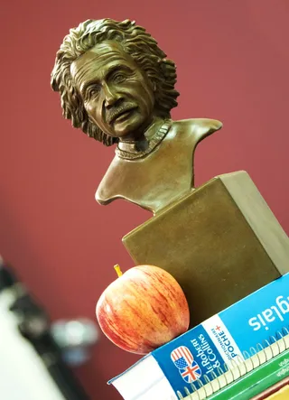 爱因斯坦，学习，学校，知识，智力，词典，法规，铜牌