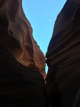 低角度观看，天空，岩层，岩石，自然，自然之美，自然地理，无人