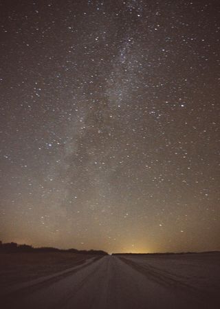 加拿大，萨斯喀彻温省，星星，夜晚，天空，道路，星空，前进的道路