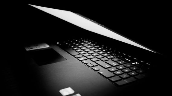 勒克瑙，印度，黑白，北方邦，笔记本电脑，戴尔，键盘，宽带