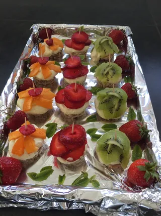 塔帕斯，nøddekager，水果，美丽，甜点，美味，浆果，节日