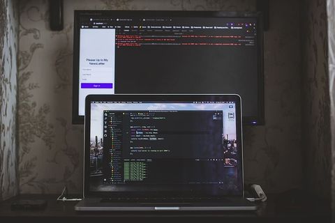 MacBook Pro MacBook Pro