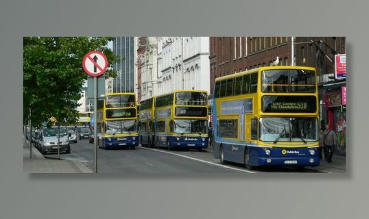 公共汽车、交通工具、车轮、驾驶员、车辆、移动、通信、公共