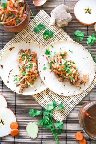 植物，食物，披萨，餐，菜，面包，桌子，餐桌