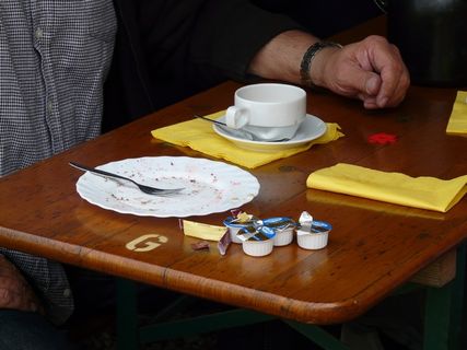 咖啡桌、甜点、吃完、吃完、美味、kuchenteller、咖啡杯、咖啡牛奶