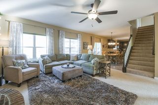 客厅设在房子里