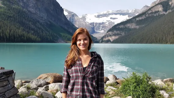 身体，水，身后，女人，路易丝湖，美女，旅游，游客