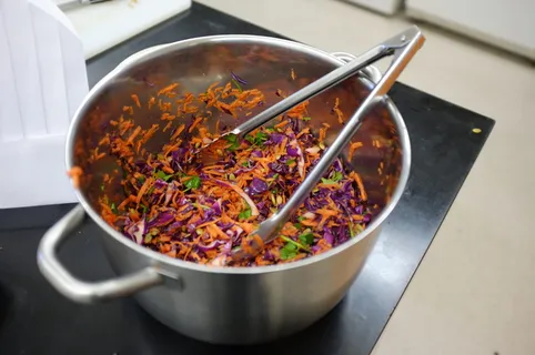 加拿大、温哥华、沙拉、社区、烹饪、食品和饮料、厨房用具、食品