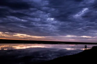 平静，身体，水，雨云，金色，小时，日落，日出