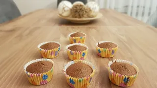 采购产品蛋糕，生日，杯蛋糕，烘焙产品，杯蛋糕，食品和饮料，食品，甜食