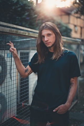 一个男人的照片