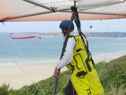 三角洲，飞行，翱翔，水，真人，海，一个人，天空