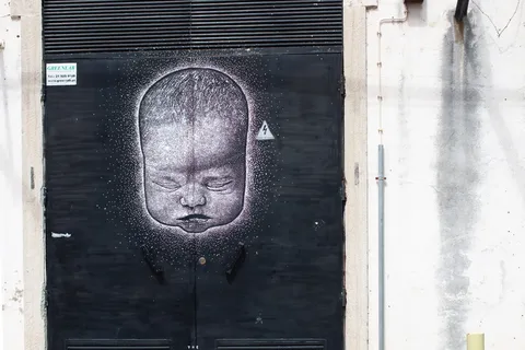 里斯本，街道，人，葡萄酒，瓷砖，建筑，墙壁，葡萄牙