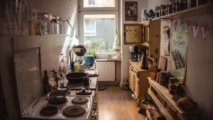 厨房内部，碗，德国，柏林，炊具，公寓，室内，住房