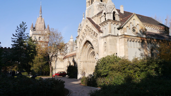 stanley l church，布达佩斯瓦伊达洪亚德城堡，建筑，建筑外观，建筑结构，建筑，礼拜场所