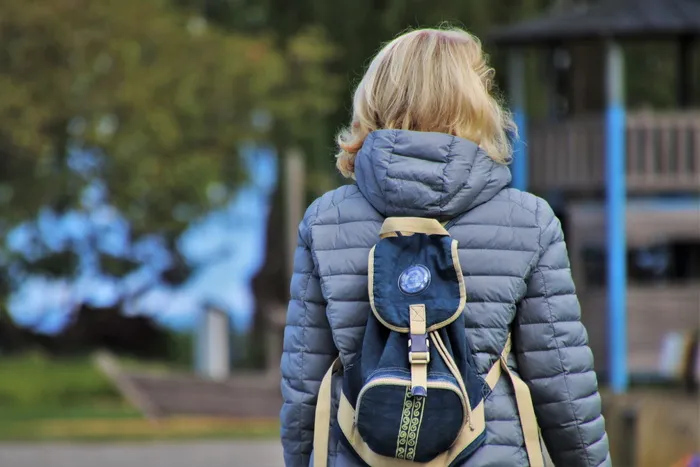 间隔，在公园里，金发，头发，生活方式，她，快乐，女人