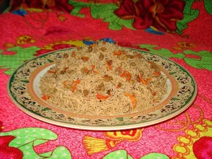 阿富汗人普拉奥岛，肉饭，阿富汗，膳食，菜肴，传统，盘子，米饭