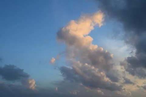 葡萄牙,里斯本,云,天空,云-天空,自然之美,低角度视野,风景-自然 葡萄牙,里斯本,云,天空,云-天空,自然之美,低角度视野,风景-自然