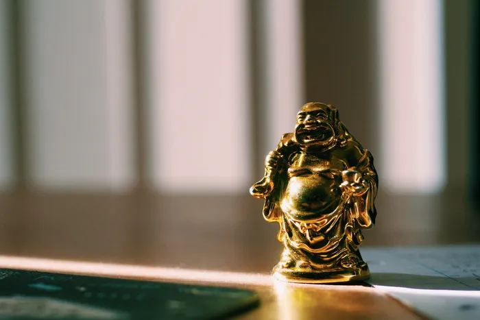 笑佛雕像, 佛, 雕像, 黄金, 微笑, 大肚皮, 办公桌, 室内