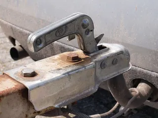 拖车钩、汽车、从动件、拖车、生锈、生锈、金属、特写