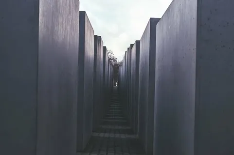 建筑，建筑，城市，建筑，黑暗，日光，门，光