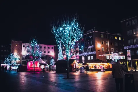 英国，考文垂，圣诞树，圣诞节，季节，季节，节日，灯光