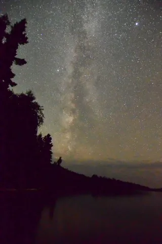 美国，莱恩湾，牛奶路，天体摄影，长曝光，湖岸，恒星空间，天空