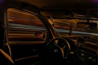 黑色车辆内饰，时间，失效，照片，黑色，汽车，方向盘，方向盘