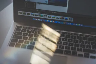 macBook笔记本电脑电脑浏览研究学校学习工作