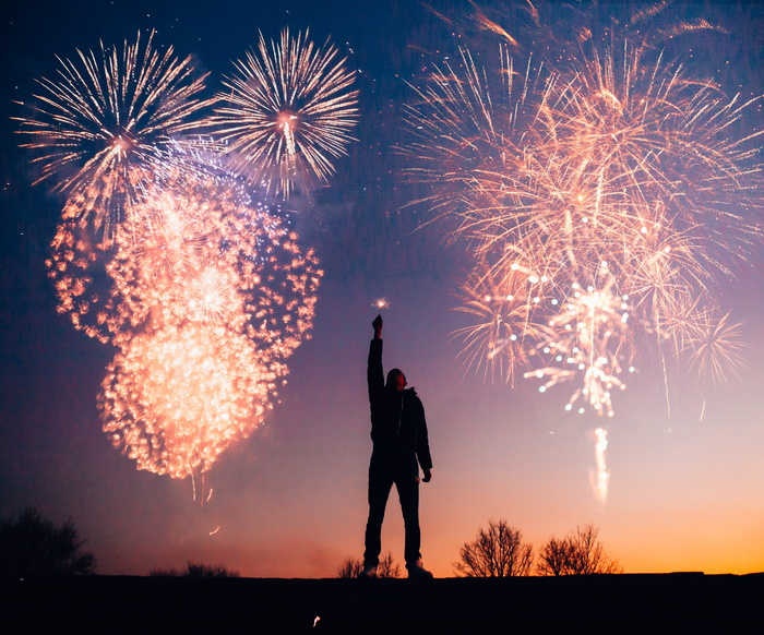 烟花、庆典、节日、火焰、爆炸、想法、概念、新年