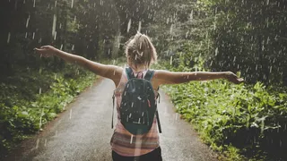 女孩，女人，森林，树，绿色，草，自然，户外