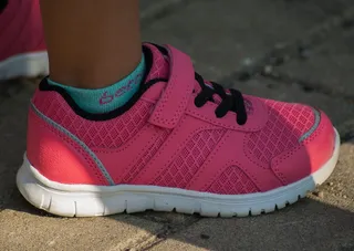 竞走、运动、竞赛、courrir、鞋子、单人、低腰、人腿